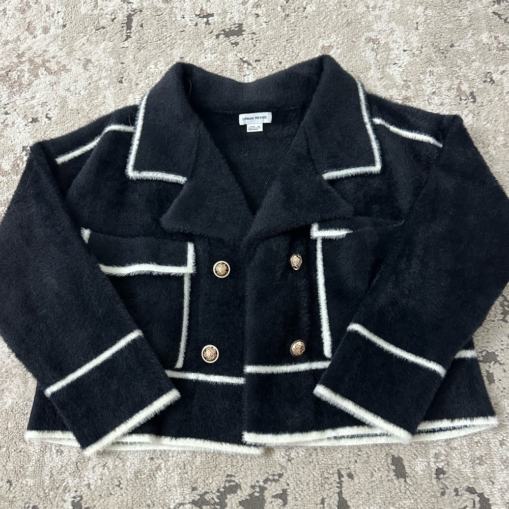 Urban Revivo Denise Tweed Sherpa Jacket Size Large